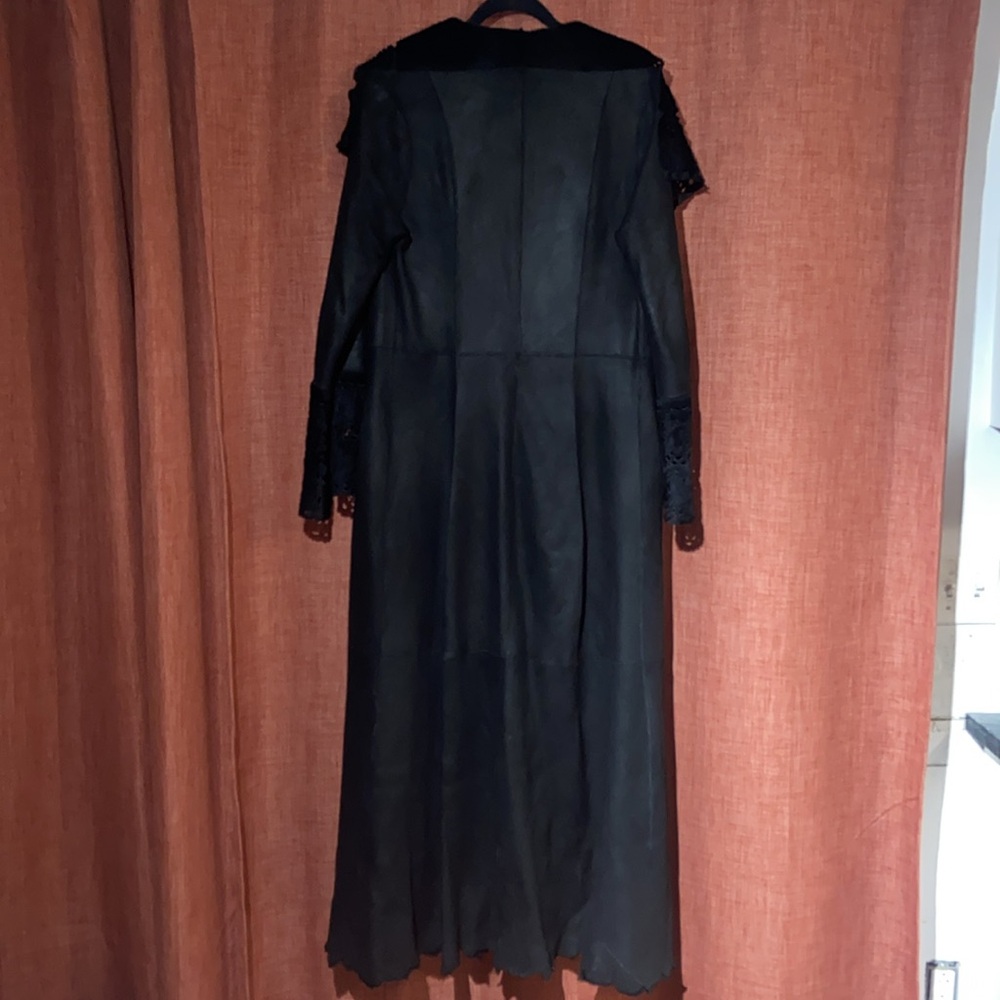 Suede coat - Picture 2 of 5
